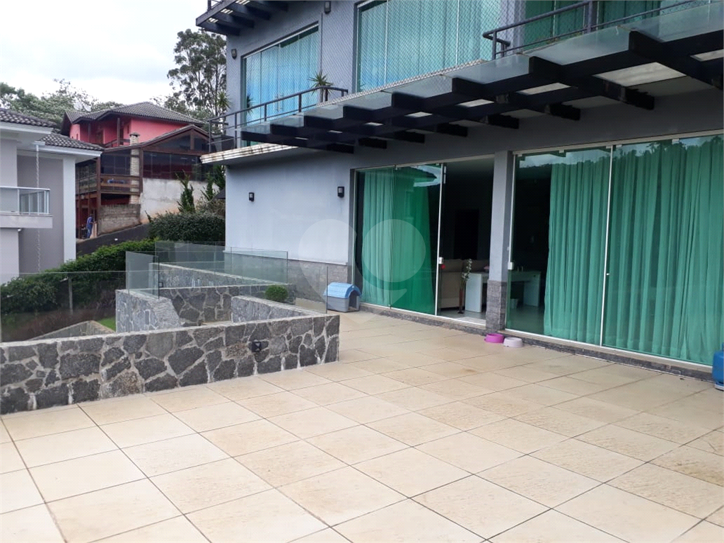  Casa de Altíssimo Padrão no melhor Condomínio Fechado da Serra da Cantareira o Suíça da Cantareira