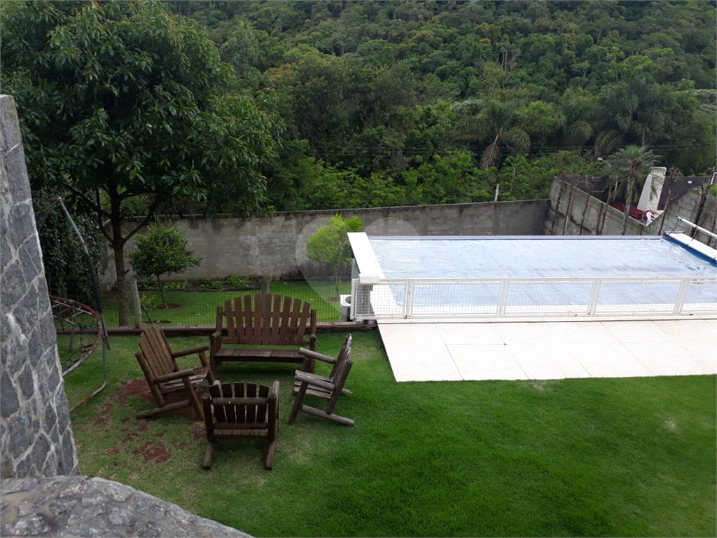  Casa de Altíssimo Padrão no melhor Condomínio Fechado da Serra da Cantareira o Suíça da Cantareira