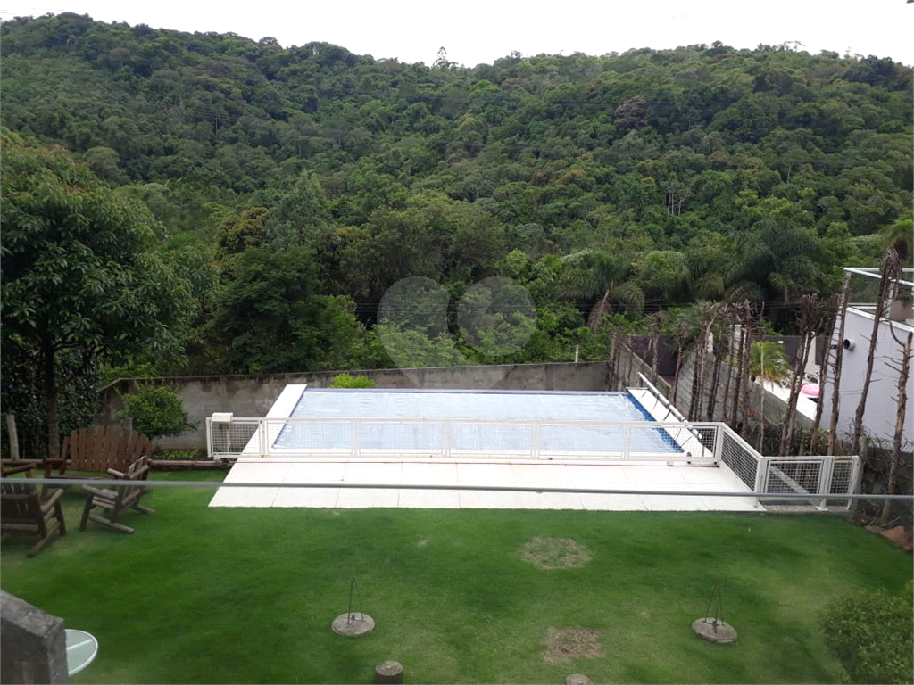  Casa de Altíssimo Padrão no melhor Condomínio Fechado da Serra da Cantareira o Suíça da Cantareira