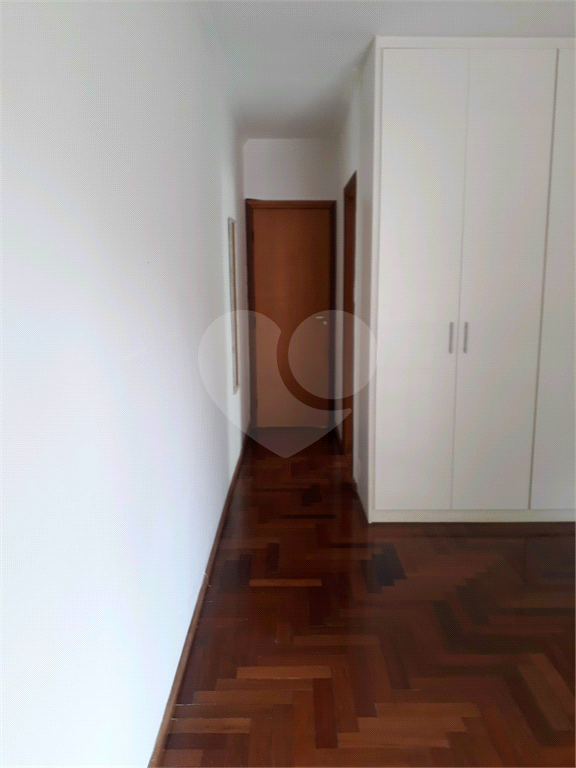 Sobrado à venda com 3 quartos, 260m² - Foto 25