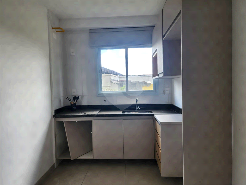 condominio de apartamentos -agua fria
