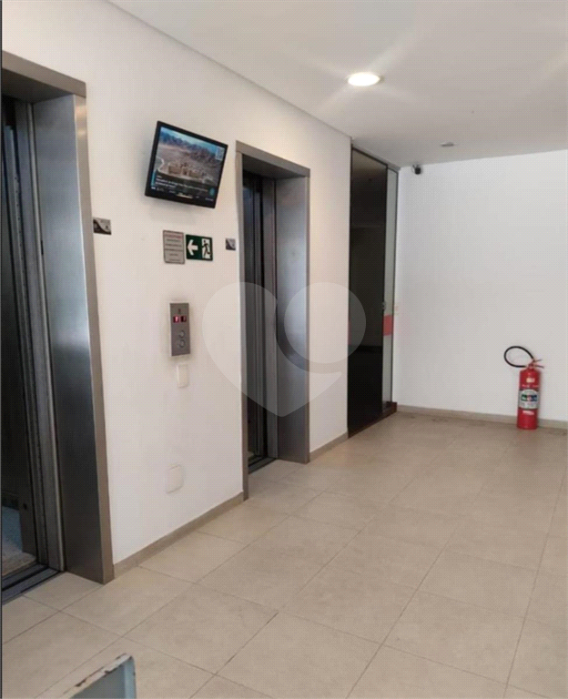 Conjunto Comercial-Sala à venda e aluguel com 1 quarto, 100m² - Foto 45