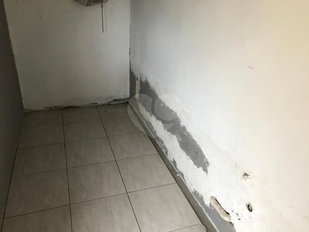 PRÉDIO INTEIRO em VILA NOVA MAZZEI