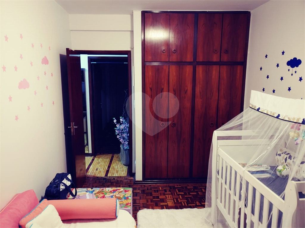 Apartamento à venda com 3 quartos, 140m² - Foto 23