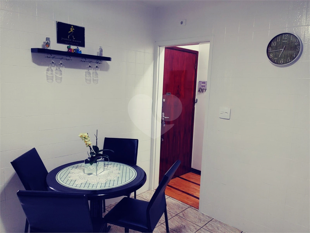 Apartamento à venda com 3 quartos, 140m² - Foto 13