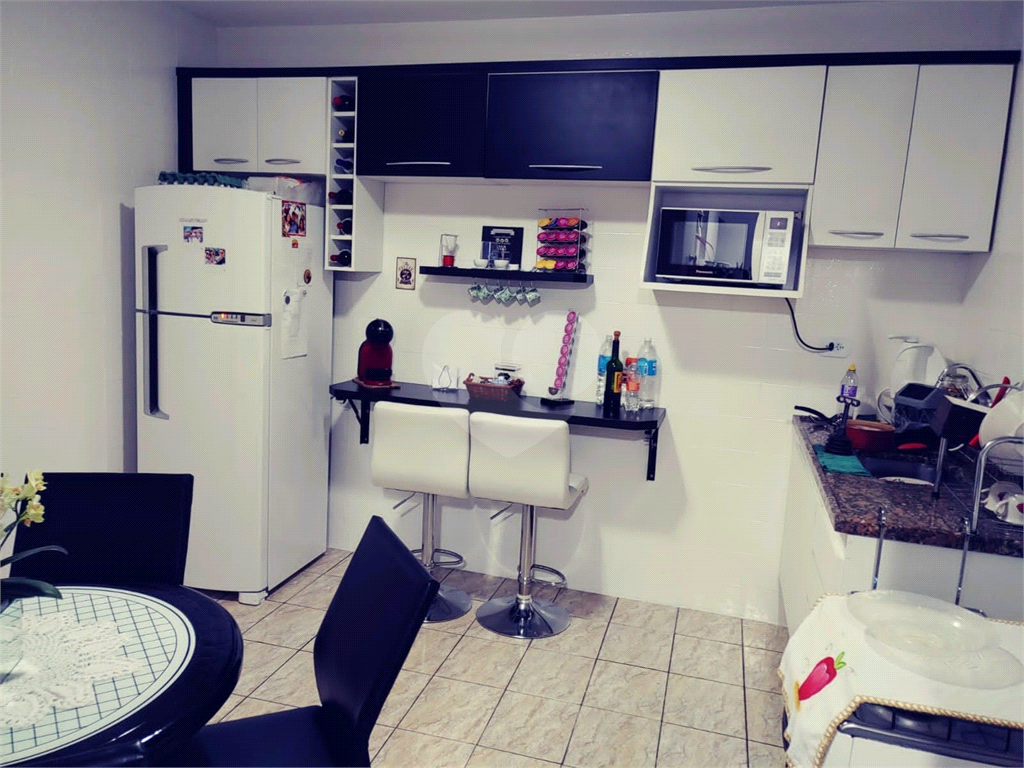 Apartamento à venda com 3 quartos, 140m² - Foto 9