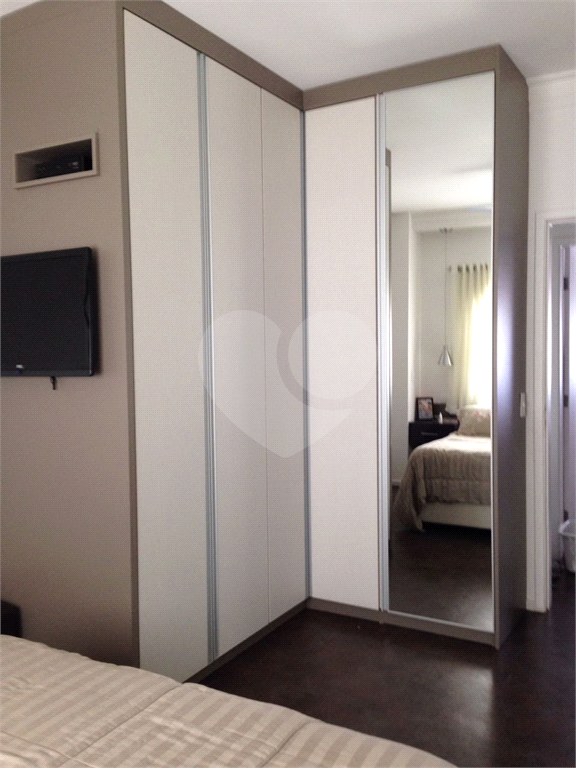 sobrado em condominio