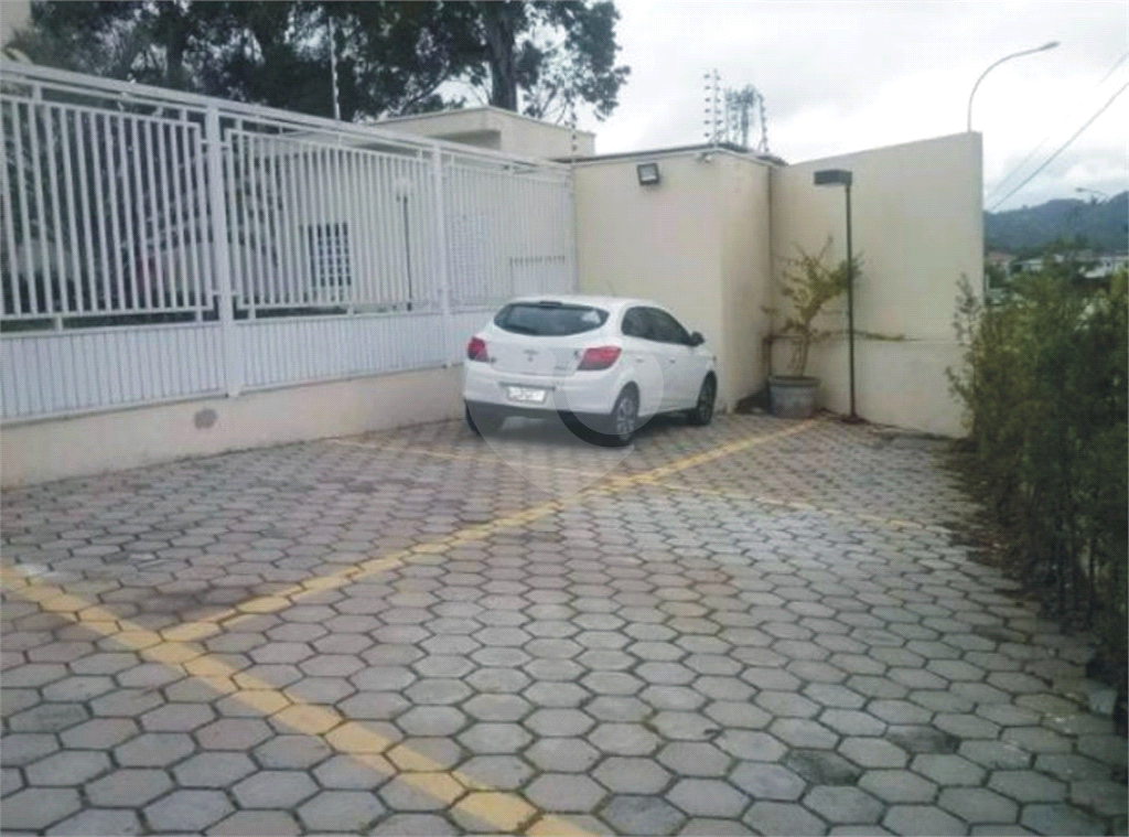 sobrado em condominio