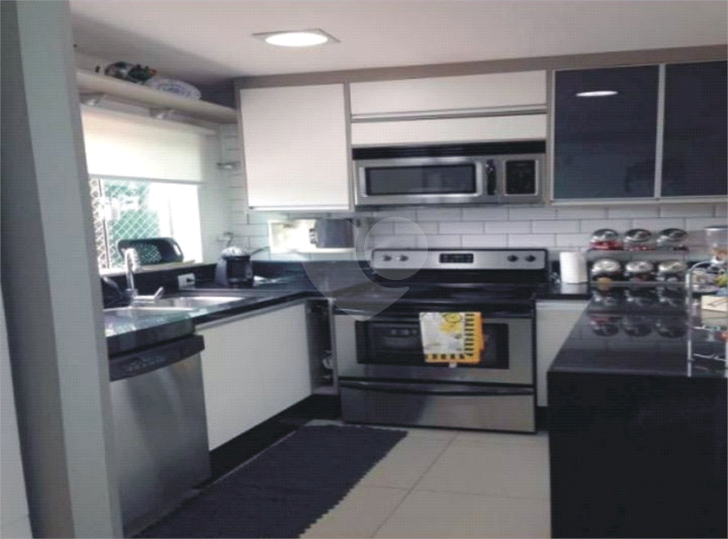 sobrado em condominio