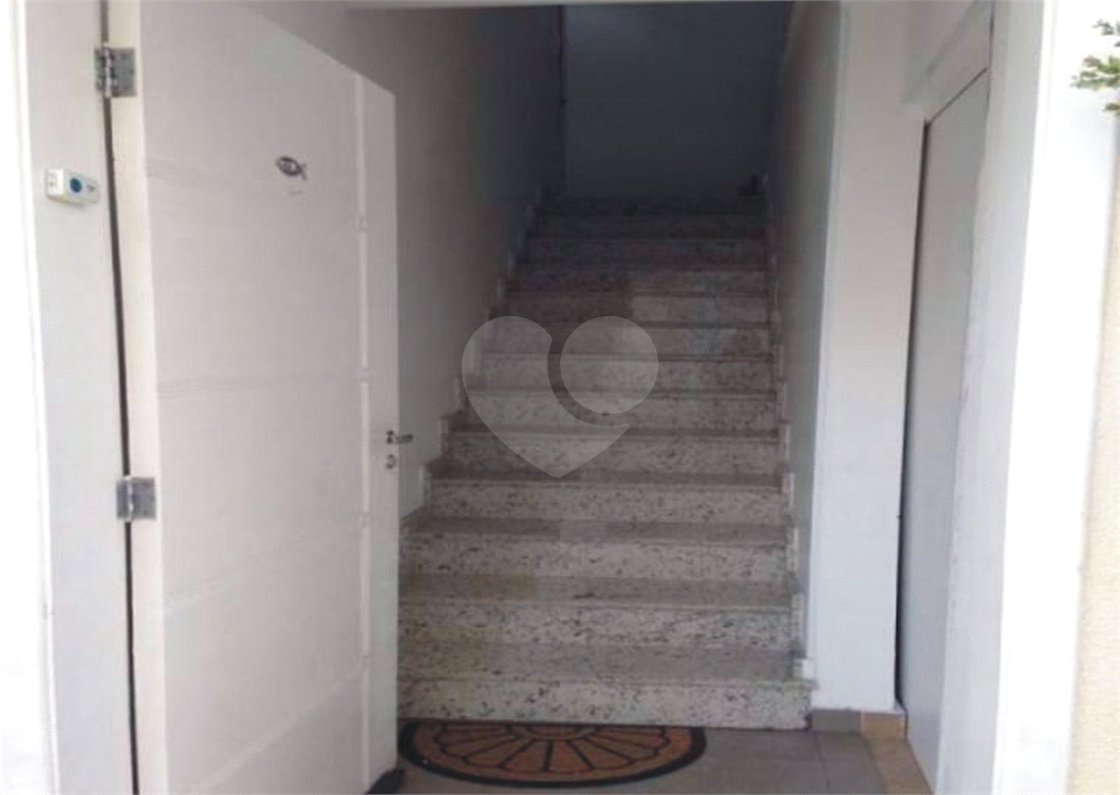 sobrado em condominio