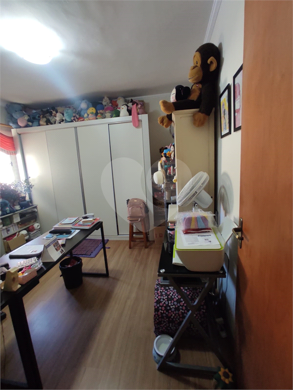 Sensacional sobrado c/ quintal e 3 dorms enormes com varanda! 12 min andando p/o metrô P Inglesa!  
