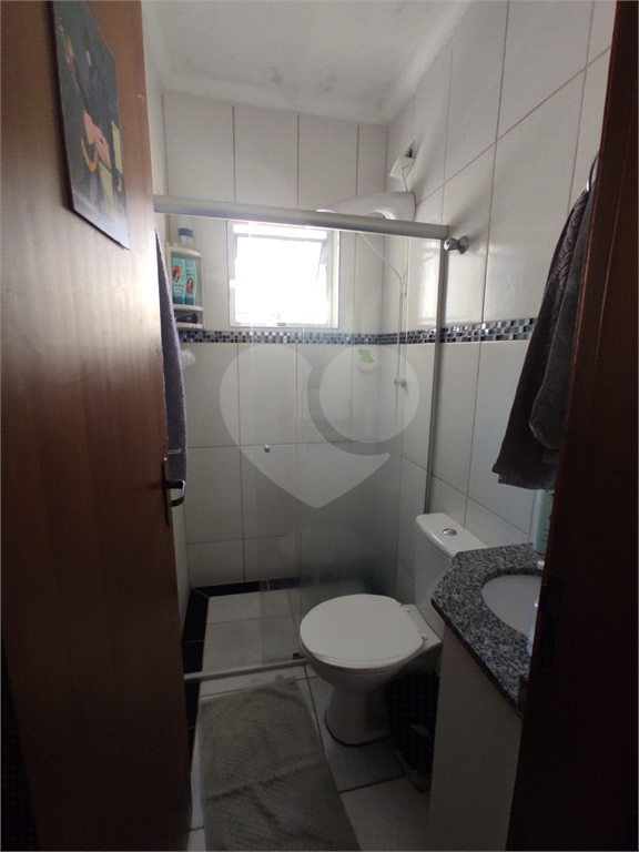 Sensacional sobrado c/ quintal e 3 dorms enormes com varanda! 12 min andando p/o metrô P Inglesa!  
