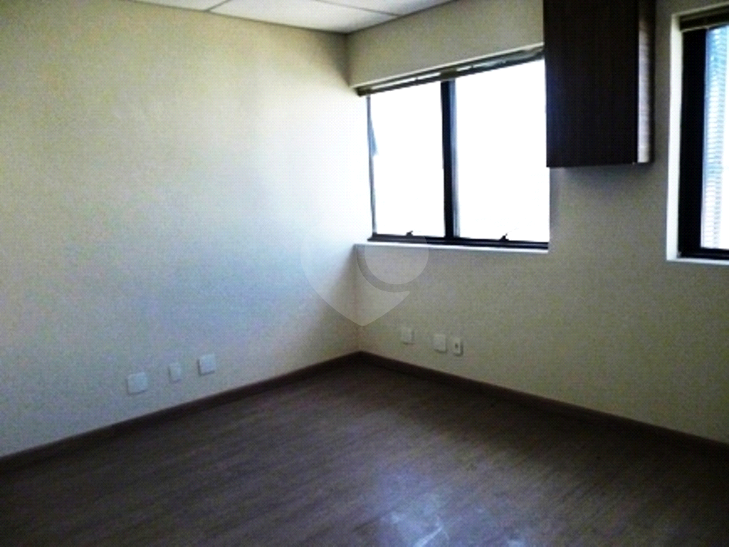 SALA COMERCIAL - 45 M² - SANTANA 