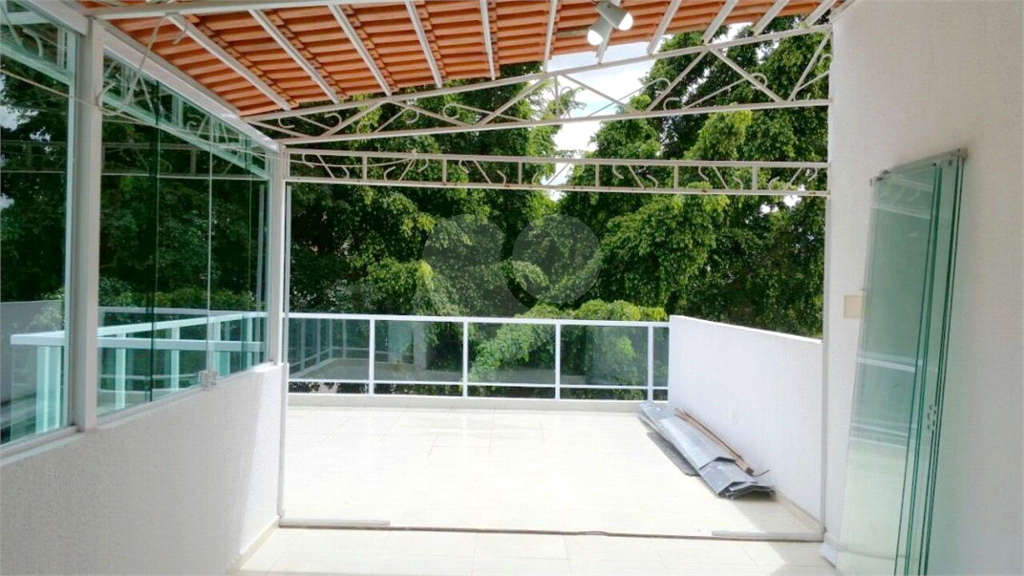 Sobrado lindo para Venda e Locação em São João Clímaco
