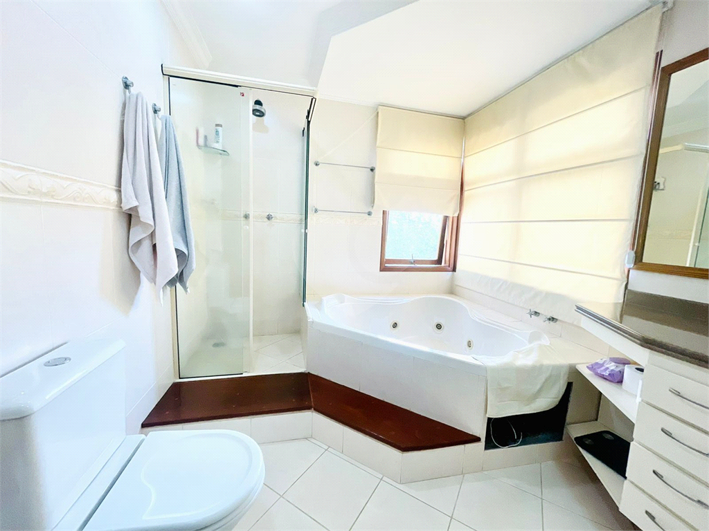 Casa Tucuruvi 400 metros 3 suites 6 vagas.