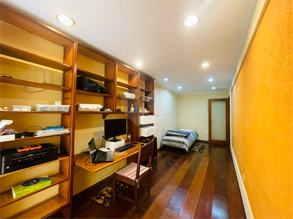 Casa Tucuruvi 400 metros 3 suites 6 vagas.