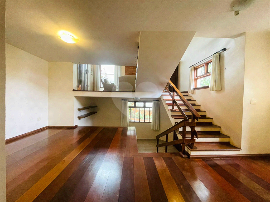 Casa Tucuruvi 400 metros 3 suites 6 vagas.