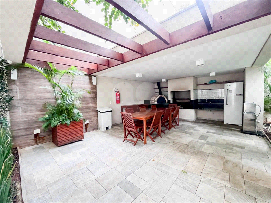APARTAMENTO em SANTANA