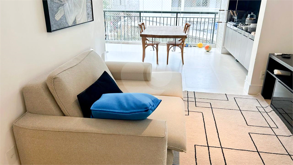 APARTAMENTO em SANTANA