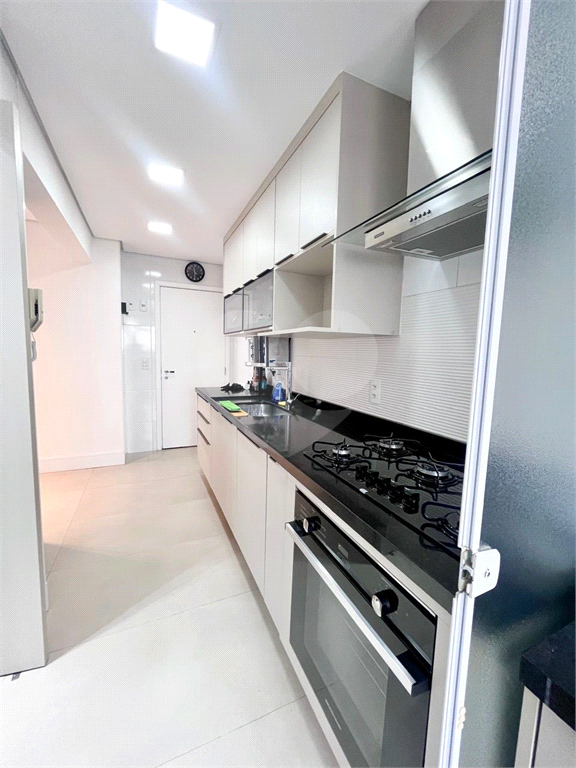 APARTAMENTO em SANTANA