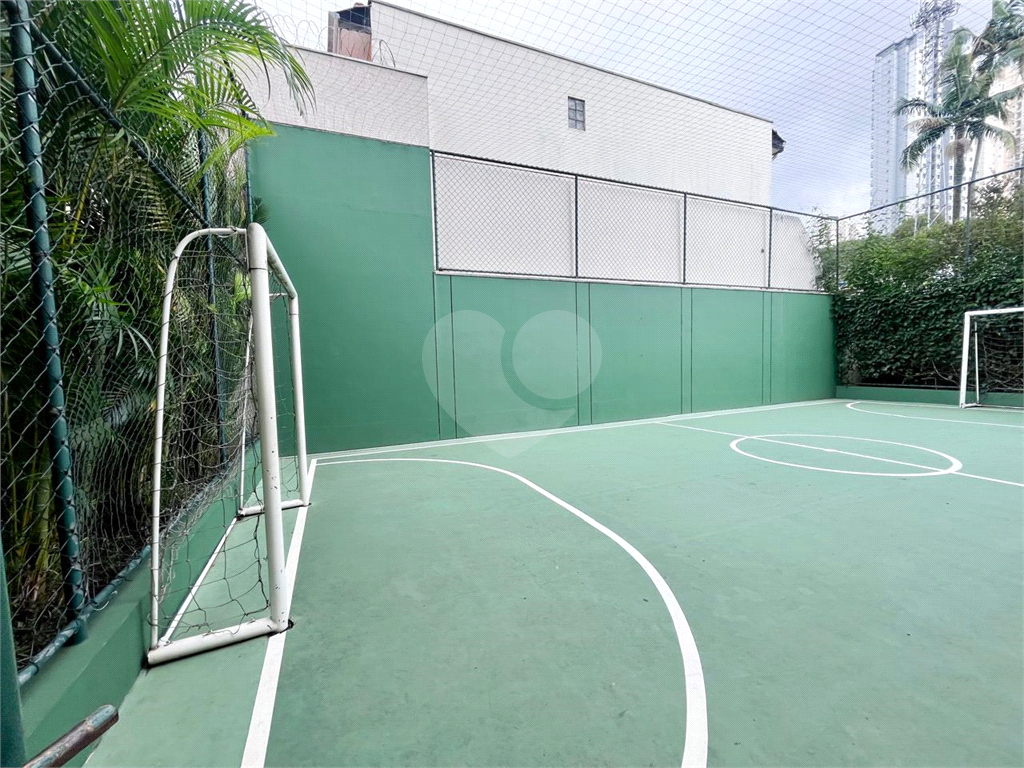 APARTAMENTO em SANTANA