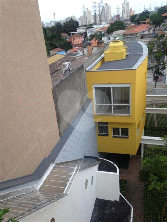 Condomínio fechado na Freguesia do Ó, Zona Norte com 2 dormitórios sendo 1 suíte.