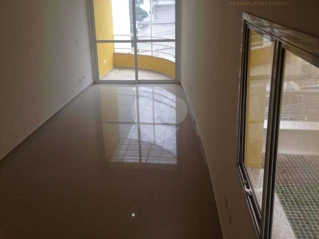 Condomínio fechado na Freguesia do Ó, Zona Norte com 2 dormitórios sendo 1 suíte.