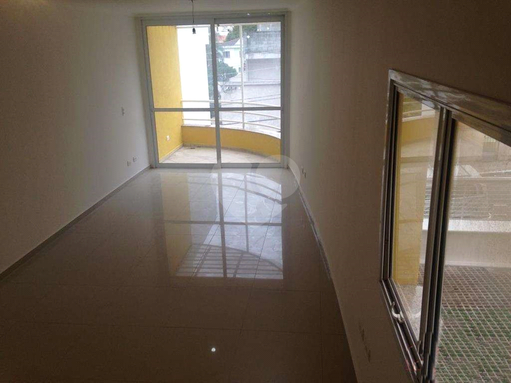 Condomínio fechado na Freguesia do Ó, Zona Norte com 2 dormitórios sendo 1 suíte.