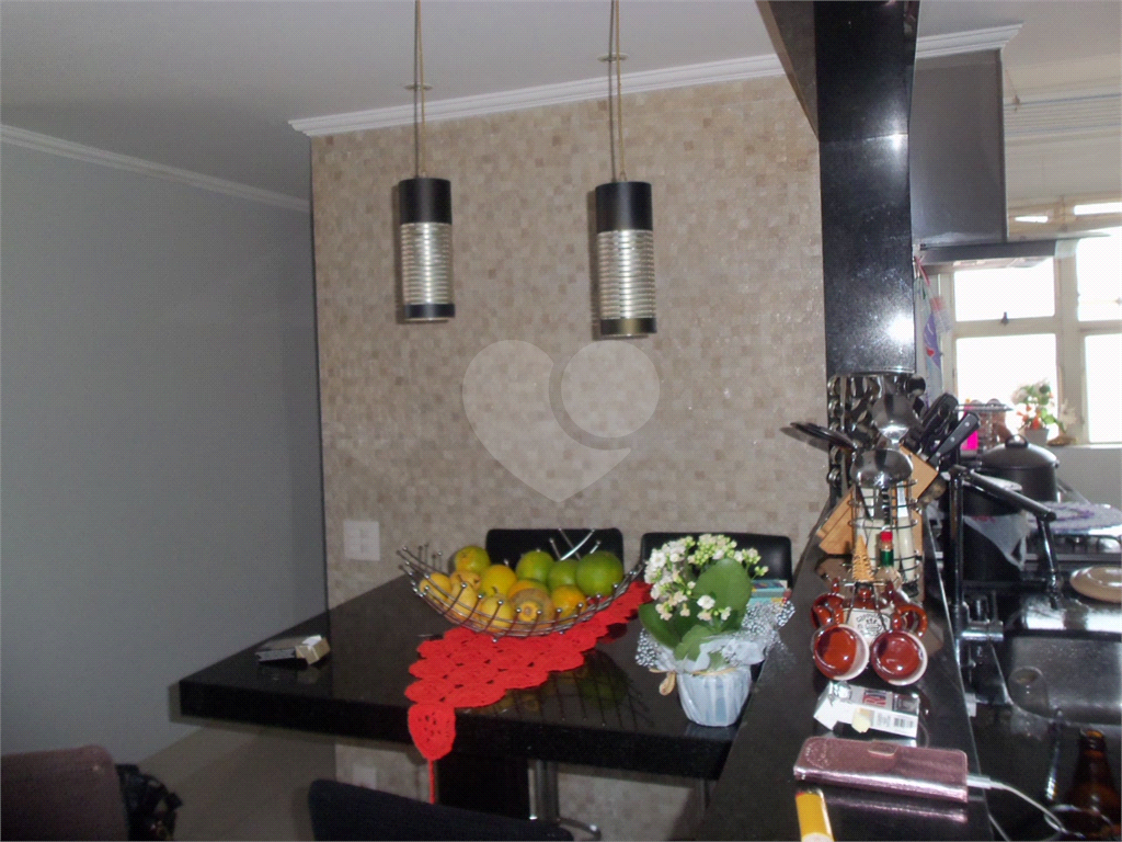 APARTAMENTO em VILA PRUDENTE