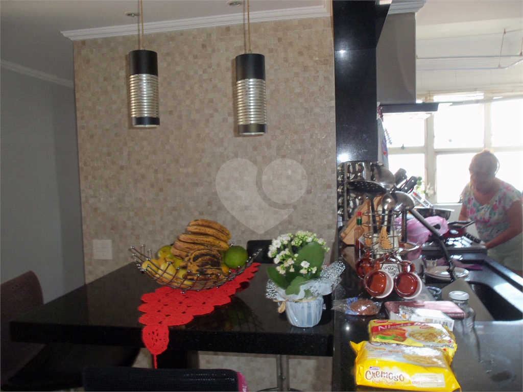 APARTAMENTO em VILA PRUDENTE