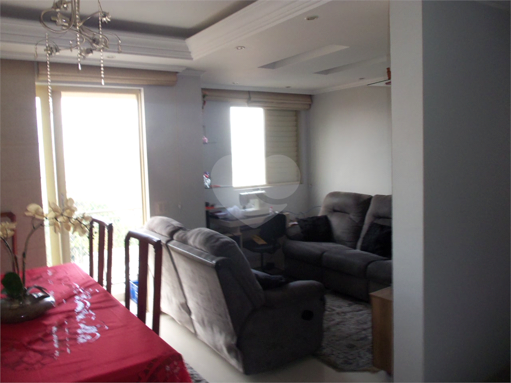 APARTAMENTO em VILA PRUDENTE