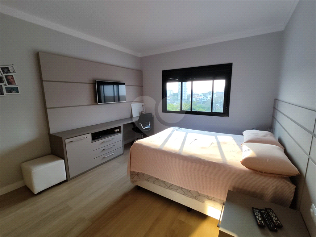 Casa jardim frança  semi-nova impecael com 3 dts 1 ste 4 vagas piscina e churrasqueira e amplo quintal