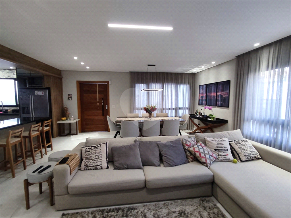 Casa jardim frança  semi-nova impecael com 3 dts 1 ste 4 vagas piscina e churrasqueira e amplo quintal