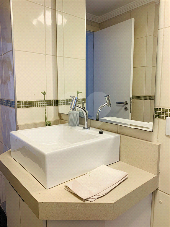 Apartamento no bairro da Vila Maria 3 dormitórios sendo 1 suite. Sala para 2 ambientes.