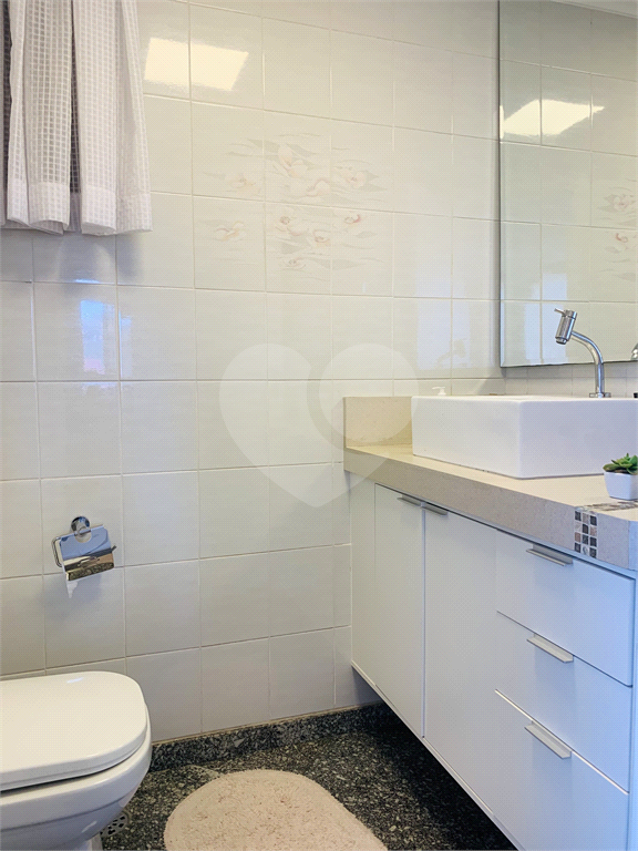 Apartamento no bairro da Vila Maria 3 dormitórios sendo 1 suite. Sala para 2 ambientes.