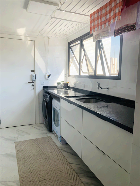 Apartamento no bairro da Vila Maria 3 dormitórios sendo 1 suite. Sala para 2 ambientes.