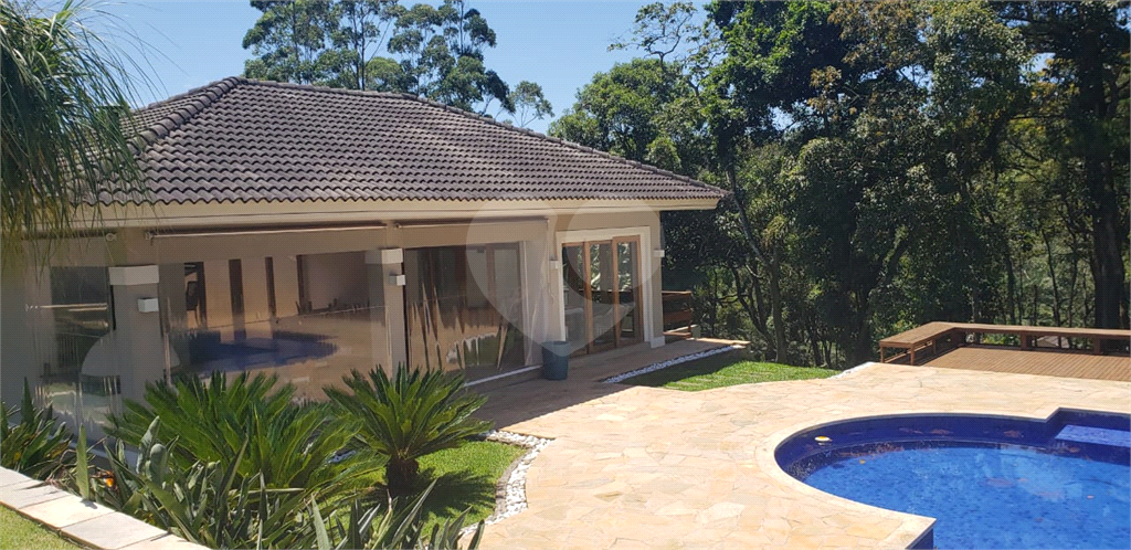 LINDA CASA NA SERRA DA CANTAREIRA