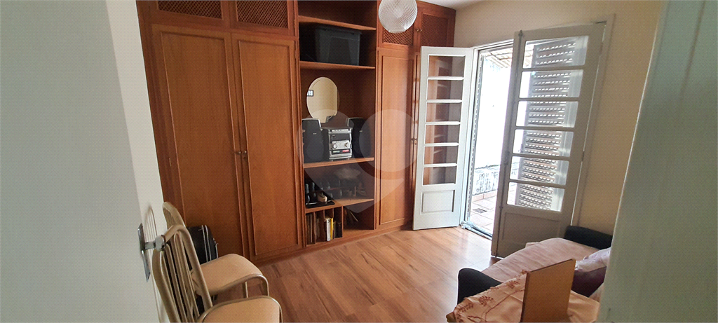 APARTAMENTO em SANTANA