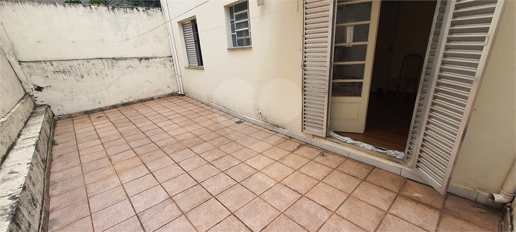 APARTAMENTO em SANTANA
