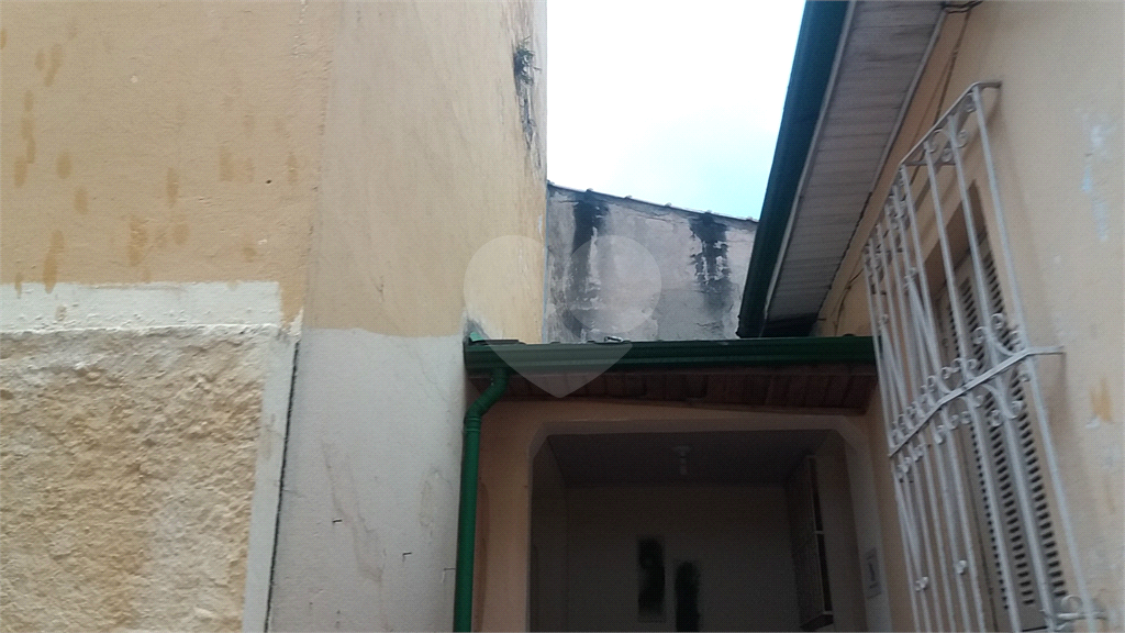 Área de 1.259,90, para construção, incorporação - Região de ótima localização.					

