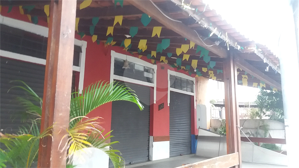Área de 1.259,90, para construção, incorporação - Região de ótima localização.					
