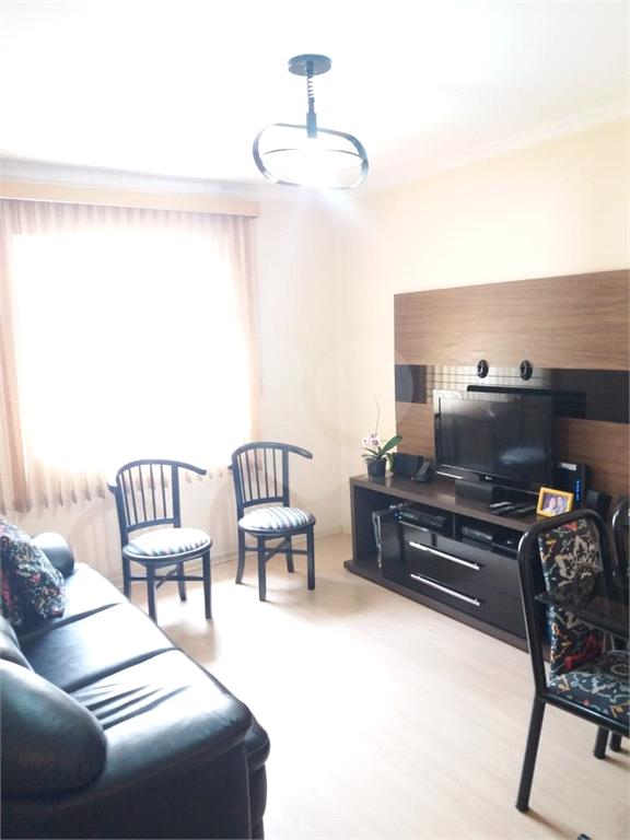 apartamento ao lado da BraZ Leme!!!!!!!