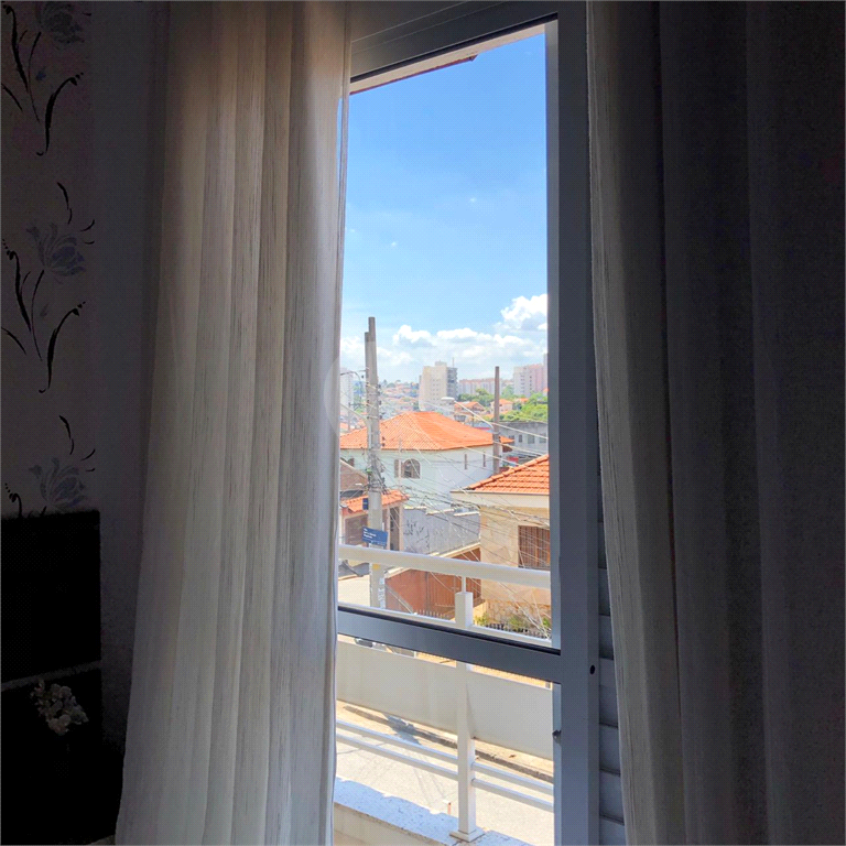 Sobrado no bairro do Imirim com 3 suítes sendo 1 suíte com sacada e armários embutidos. 