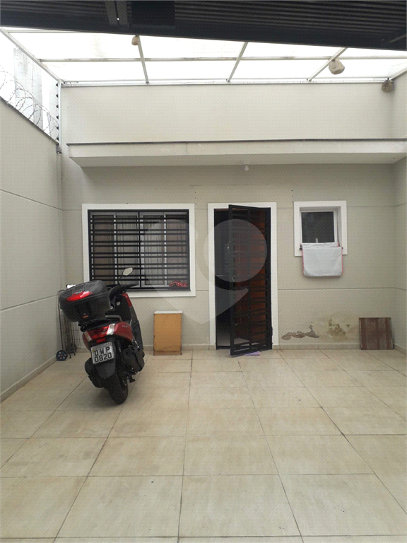 Sobrado no bairro do Tremembé com 4 dormitórios. 4  vagas de garagem