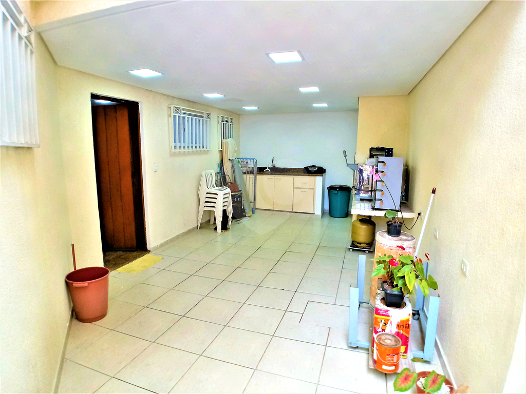 Sobrado impecável na Barra Funda, suítes amplas com closet e muito conforto!