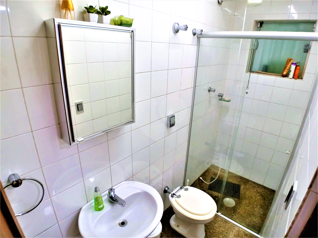 Sobrado impecável na Barra Funda, suítes amplas com closet e muito conforto!