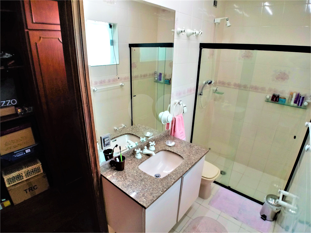 Sobrado impecável na Barra Funda, suítes amplas com closet e muito conforto!