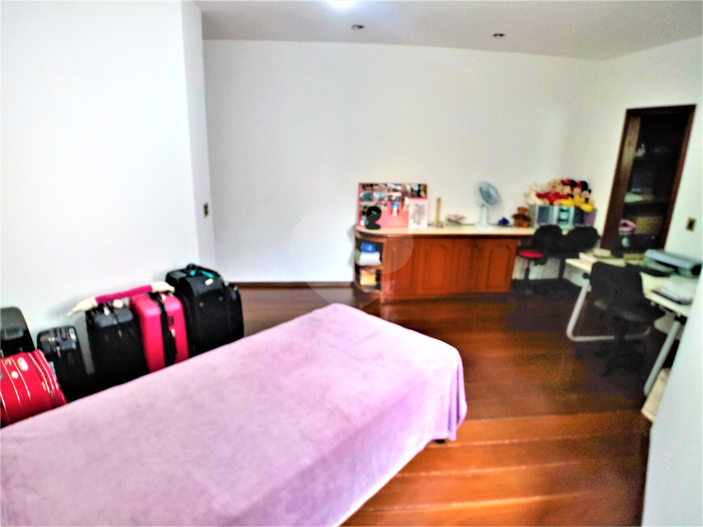 Sobrado impecável na Barra Funda, suítes amplas com closet e muito conforto!