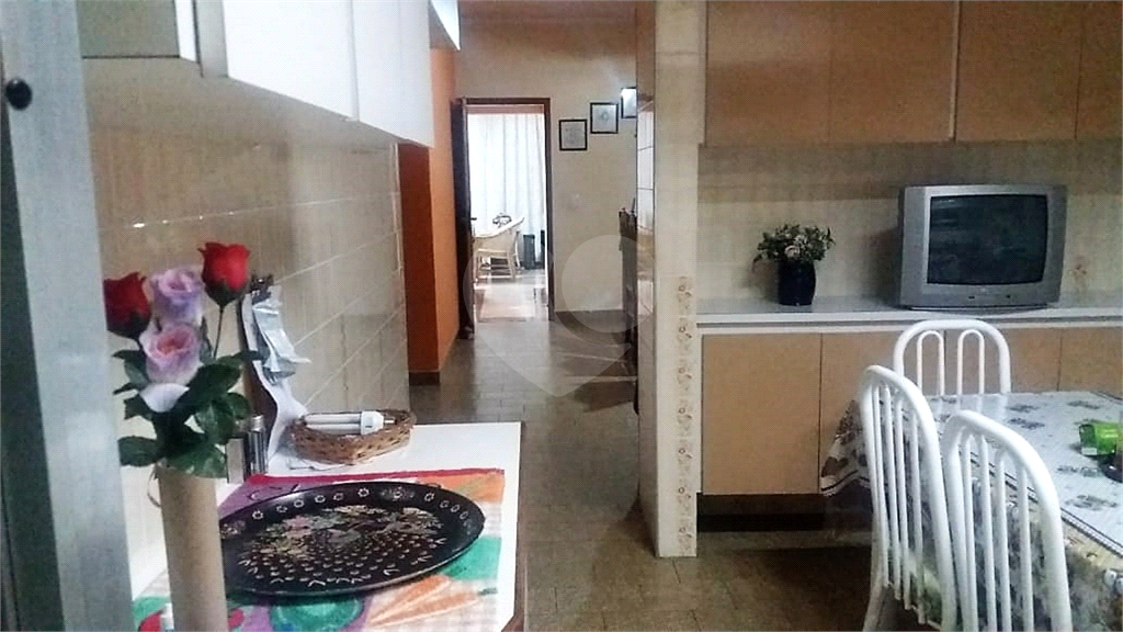 Ampla Casa Térrea com 550 metros no Bairro Edu Chaves Zona Norte de São Paulo.