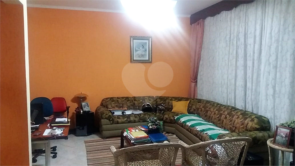 Ampla Casa Térrea com 550 metros no Bairro Edu Chaves Zona Norte de São Paulo.